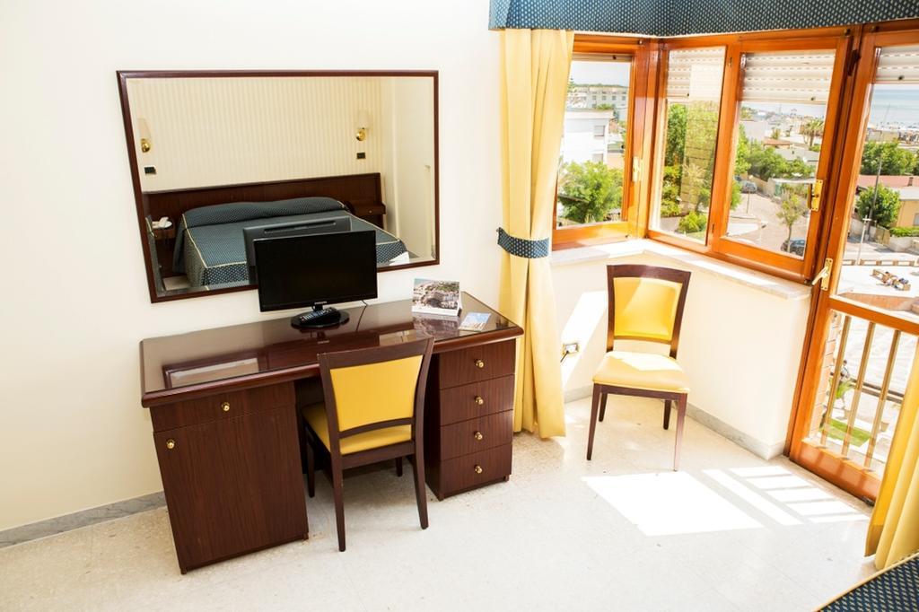 Hotel Sacco Bernalda Quarto foto